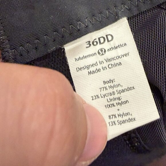 Lululemon Ta Ta Tamer II Black Size 36DD EUC - Picture 4 of 4